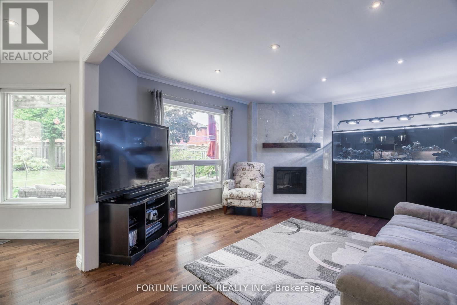 14 SHADYWOOD ROAD Image 16
