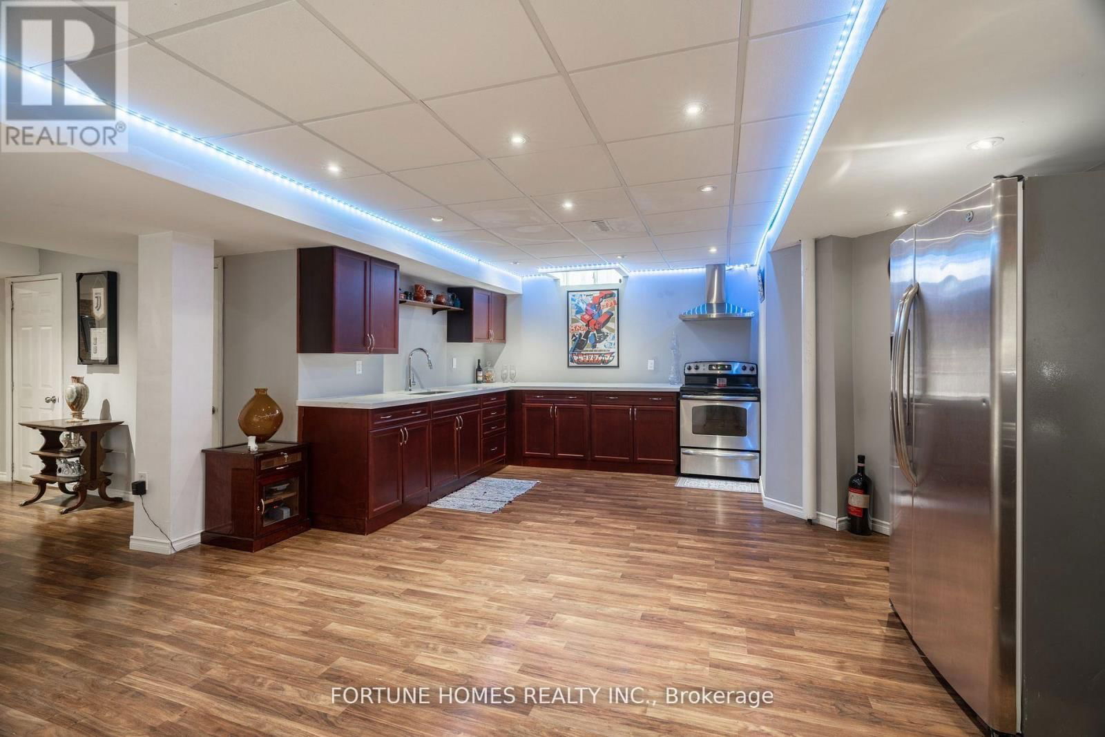 14 SHADYWOOD ROAD Image 34