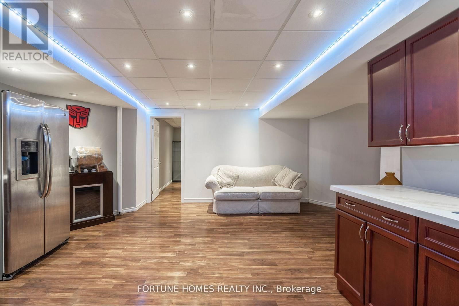 14 SHADYWOOD ROAD Image 35