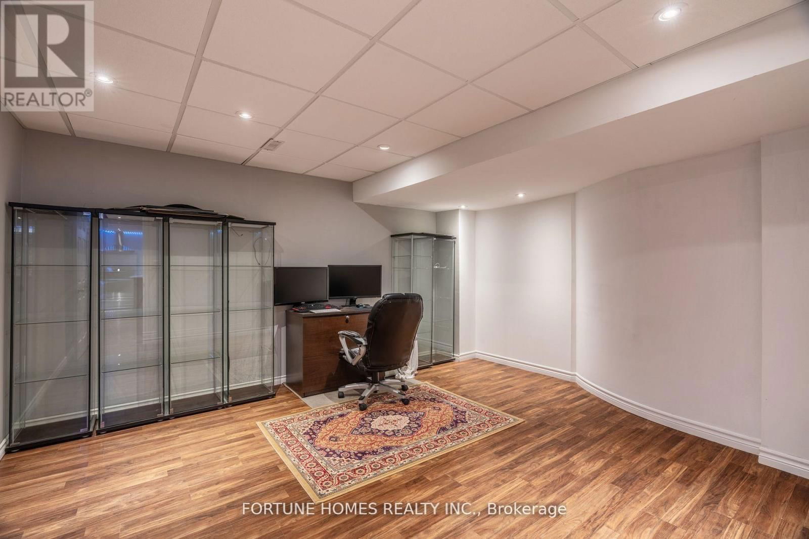 14 SHADYWOOD ROAD Image 38