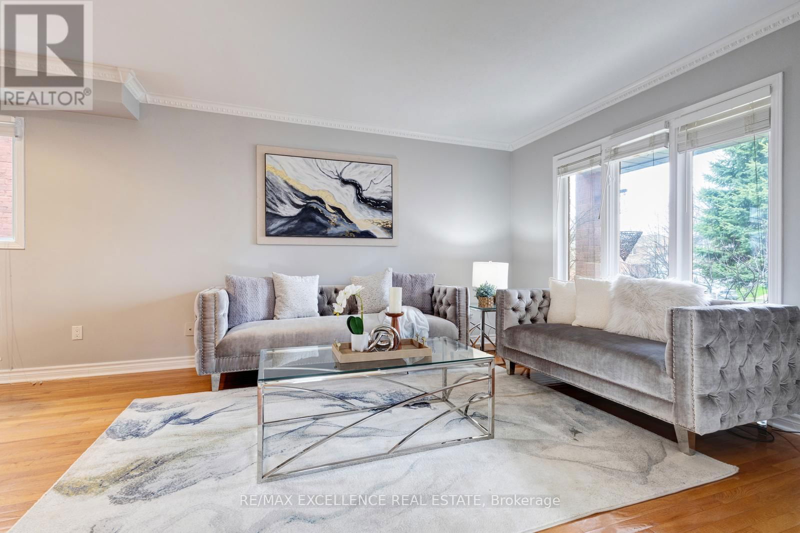 324 BAILEY DRIVE Image 12