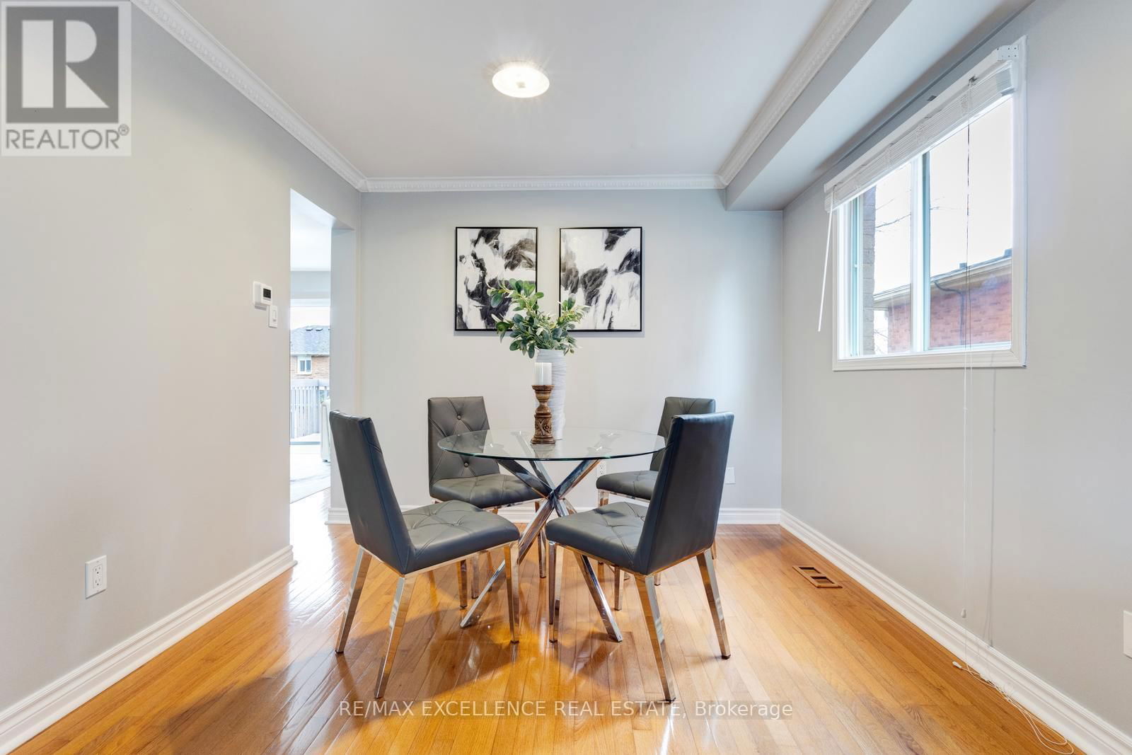 324 BAILEY DRIVE Image 15