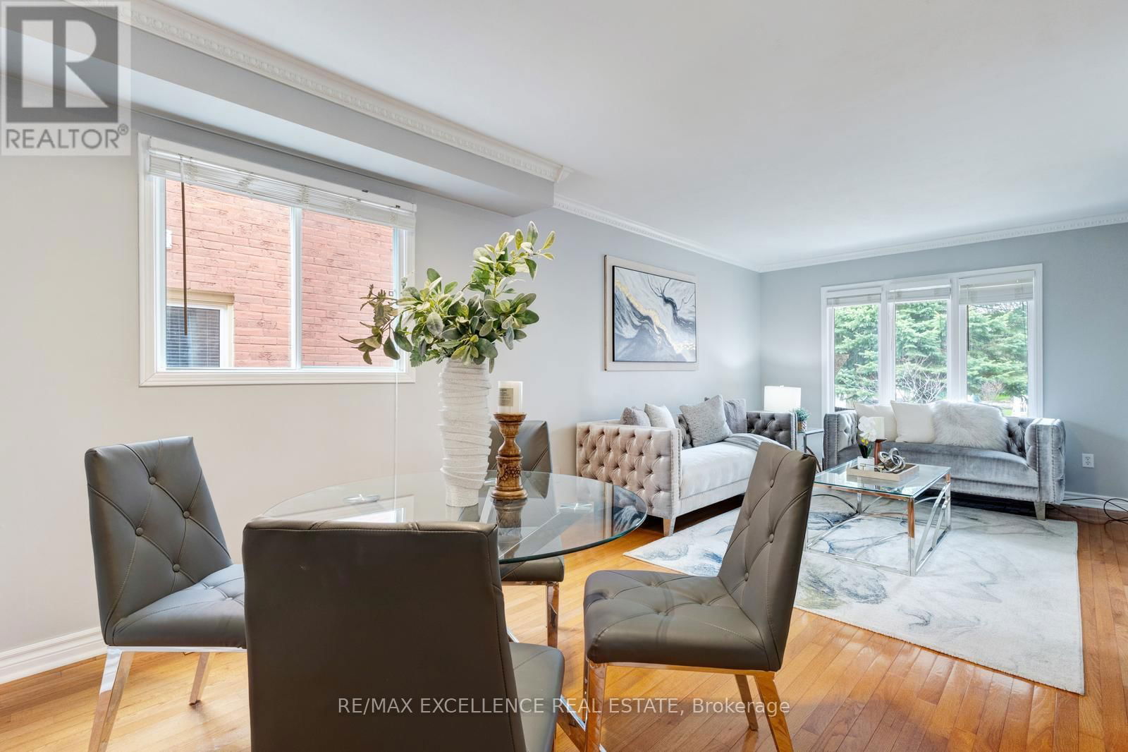 324 BAILEY DRIVE Image 17