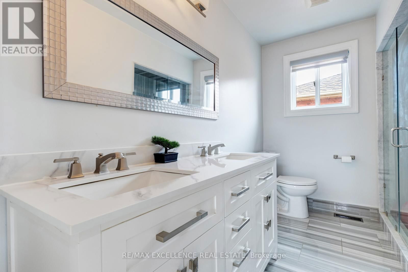 324 BAILEY DRIVE Image 29