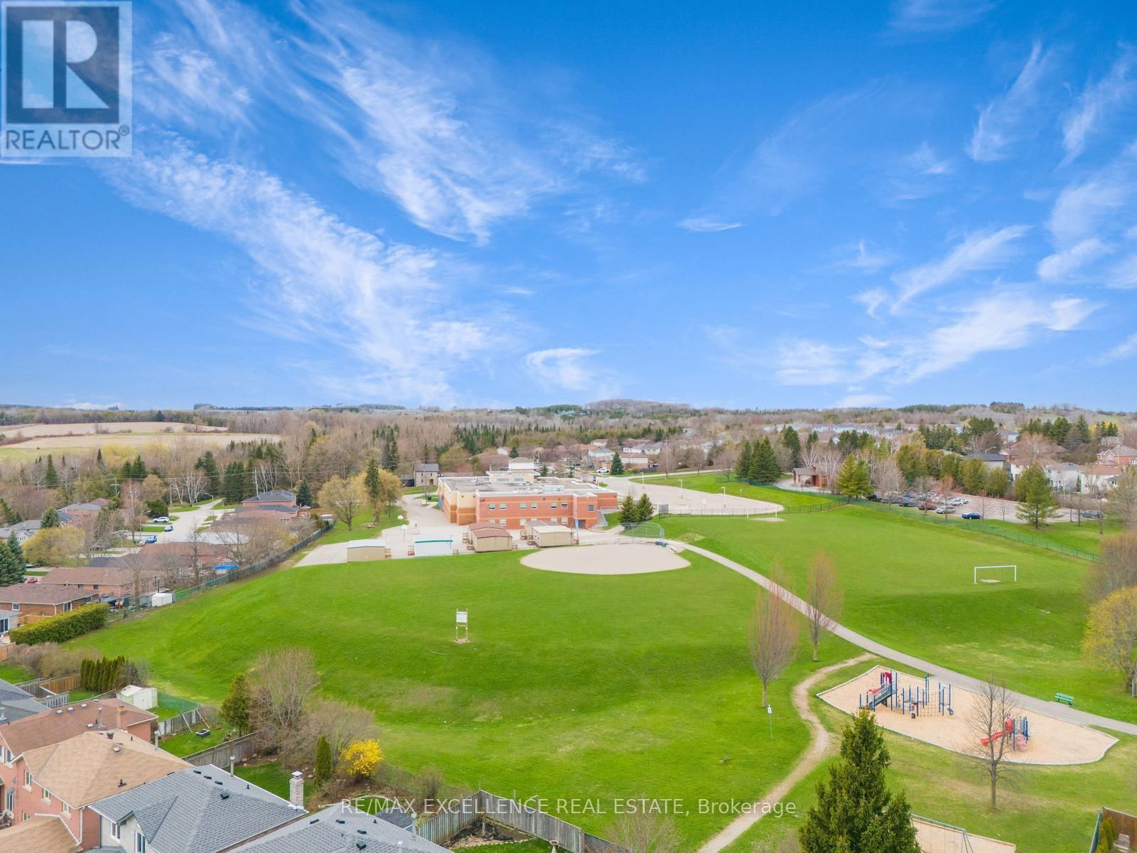 324 BAILEY DRIVE Image 39
