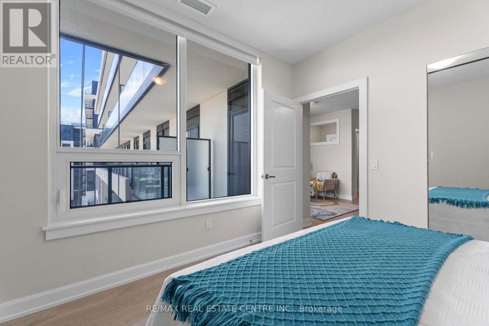 601 - 3220 WILLIAM COLTSON AVENUE Image 13