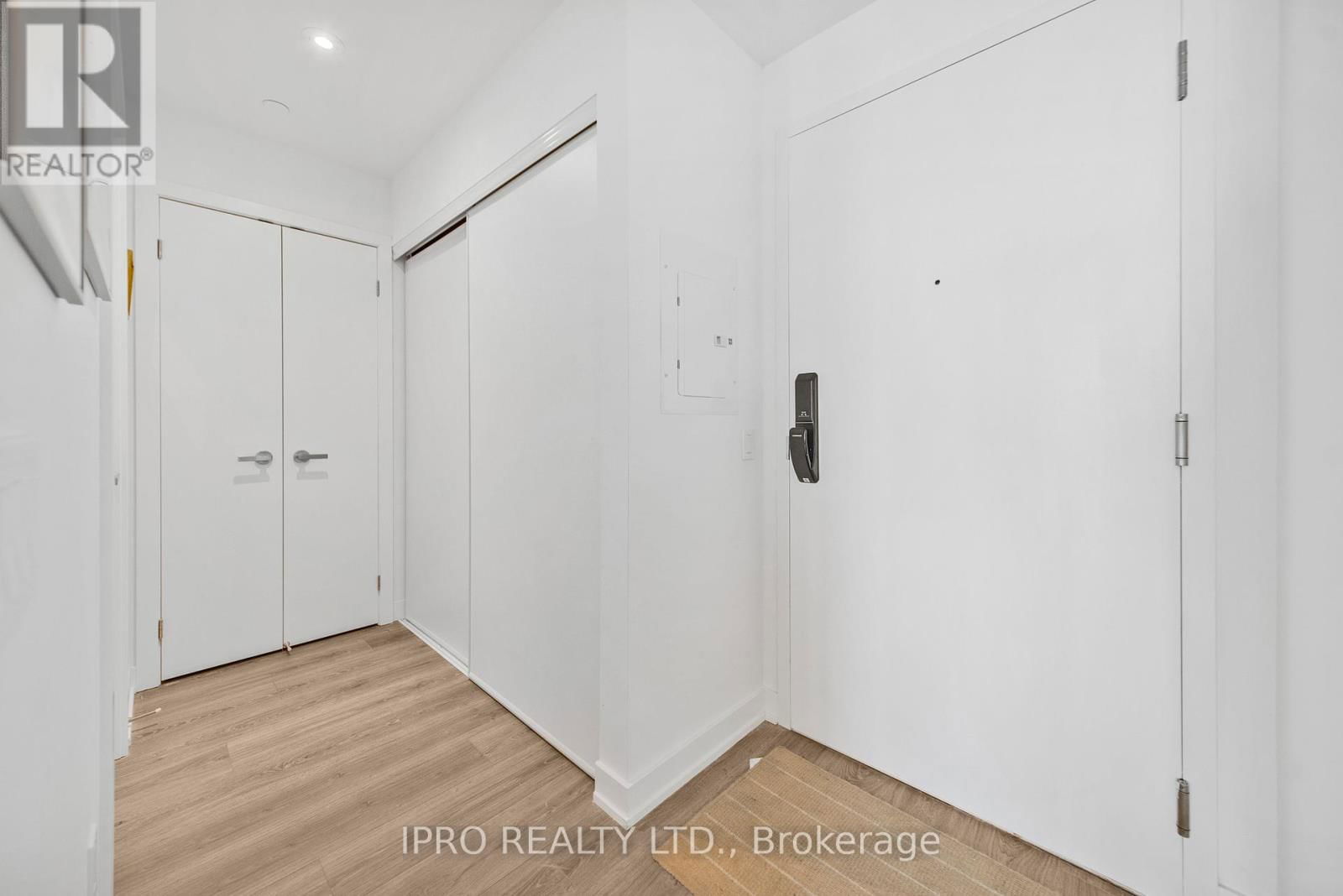 1412 - 28 ANN STREET Image 10