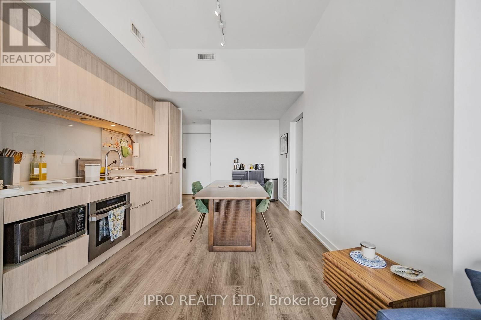 1412 - 28 ANN STREET Image 14