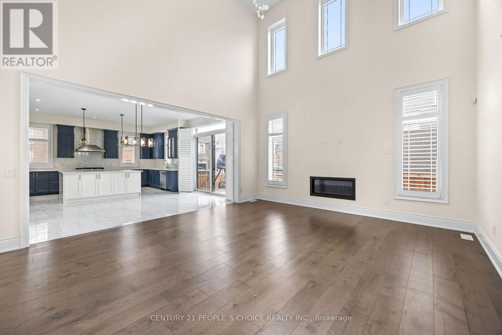 24 ALBERT SPENCER AVENUE Image 11