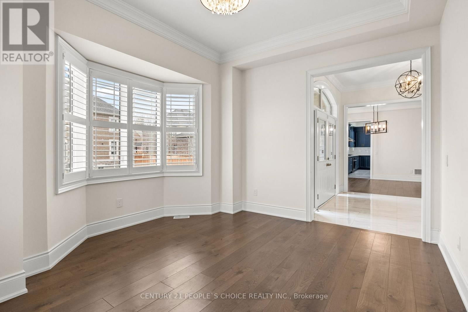 24 ALBERT SPENCER AVENUE Image 20