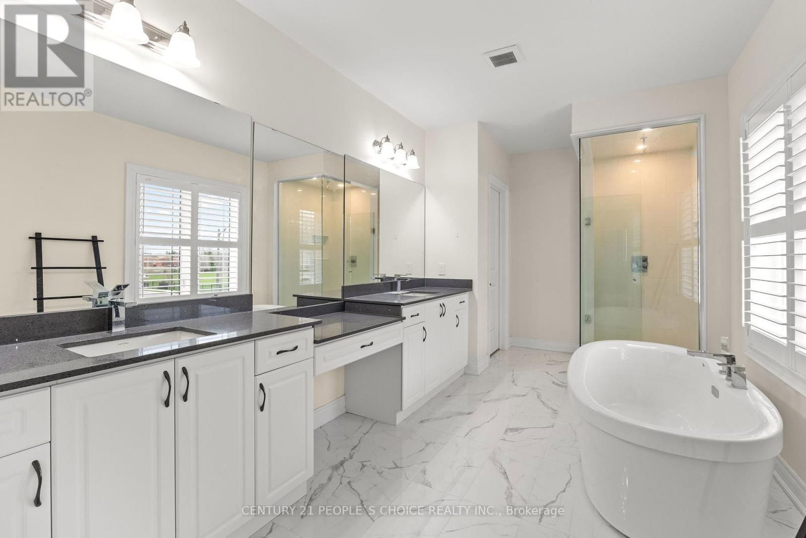 24 ALBERT SPENCER AVENUE Image 26