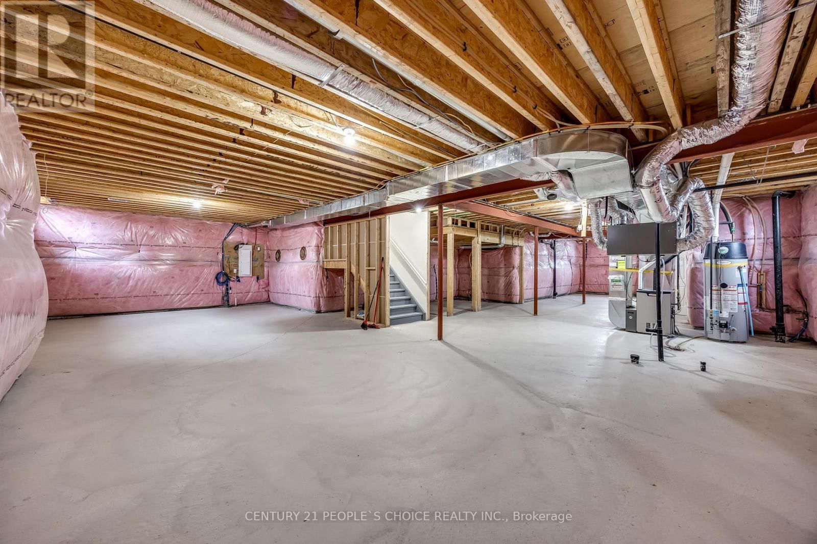 24 ALBERT SPENCER AVENUE Image 37