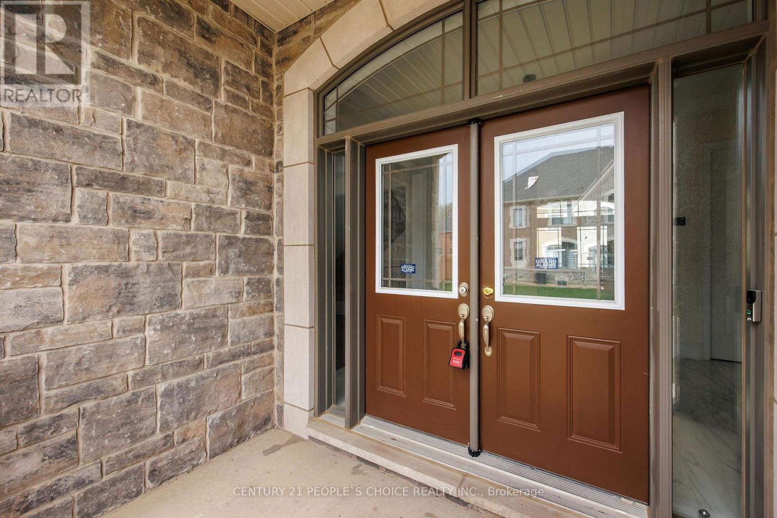 24 ALBERT SPENCER AVENUE Image 42