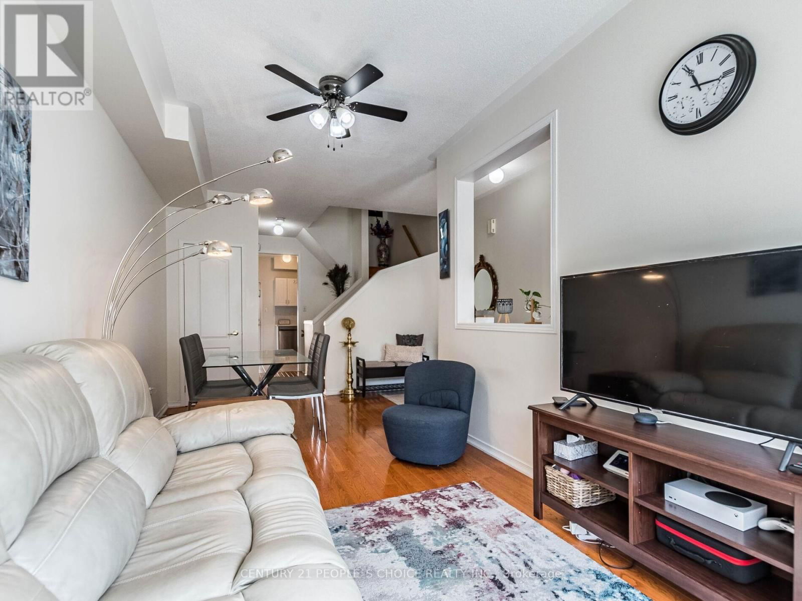 29 - 435 HENSALL CIRCLE Image 12