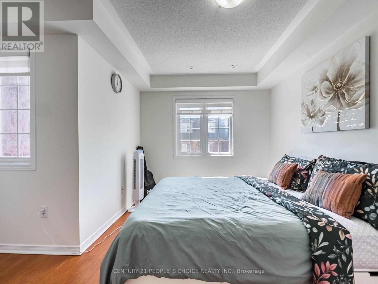29 - 435 HENSALL CIRCLE Image 33