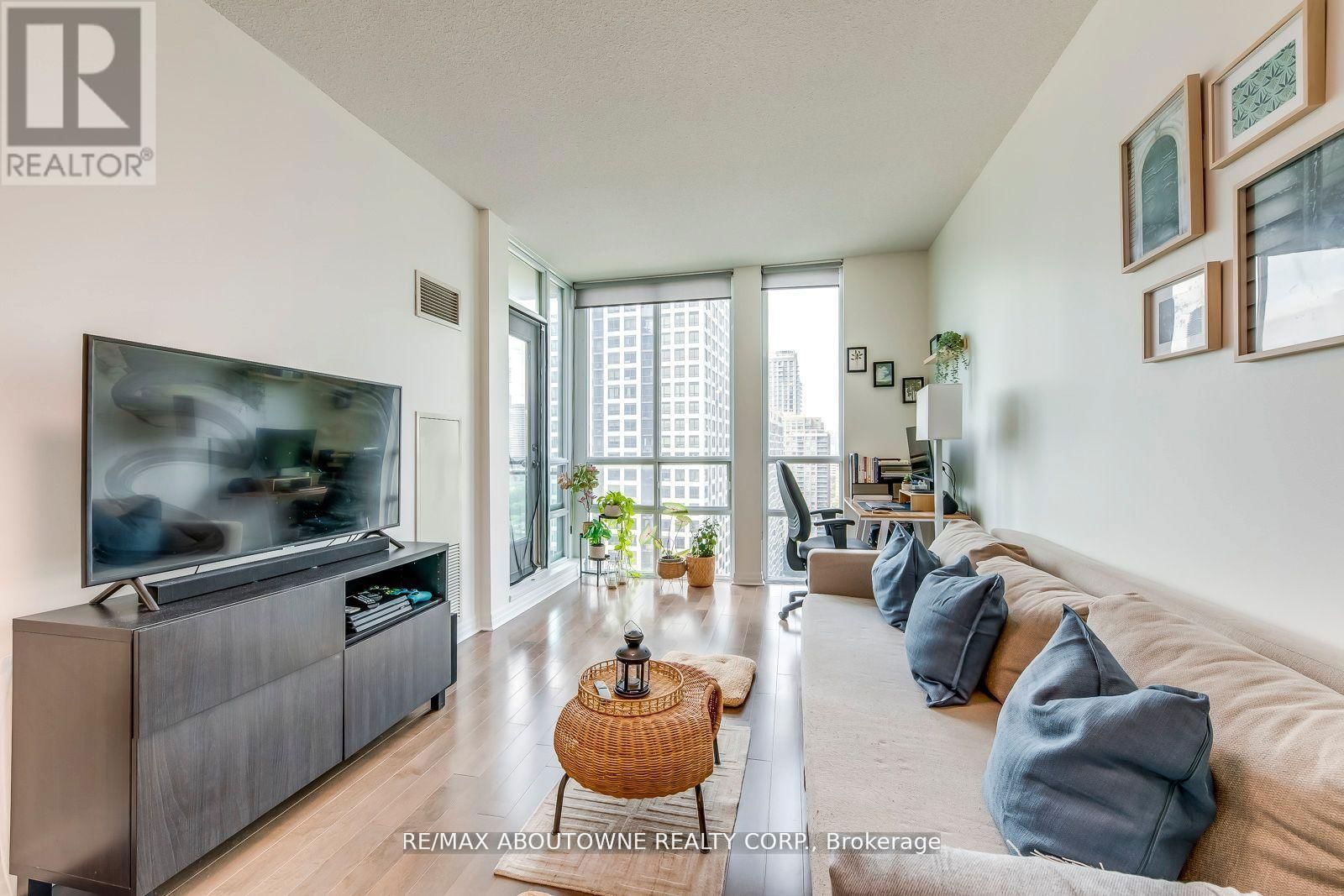 2201 - 3515 KARIYA DRIVE Image 15