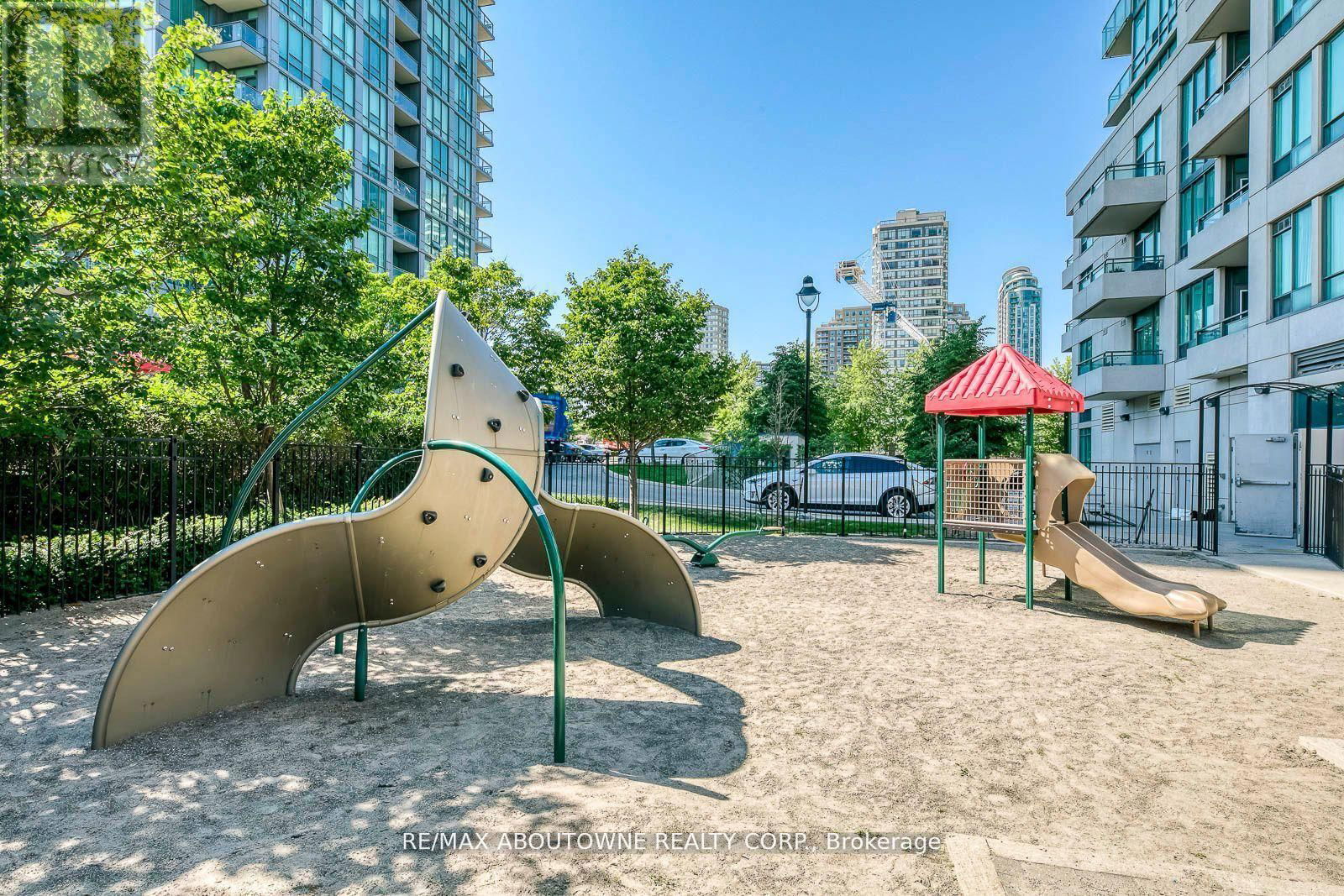2201 - 3515 KARIYA DRIVE Image 35