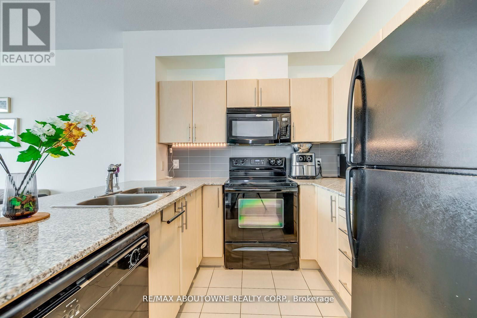 2201 - 3515 KARIYA DRIVE Image 9