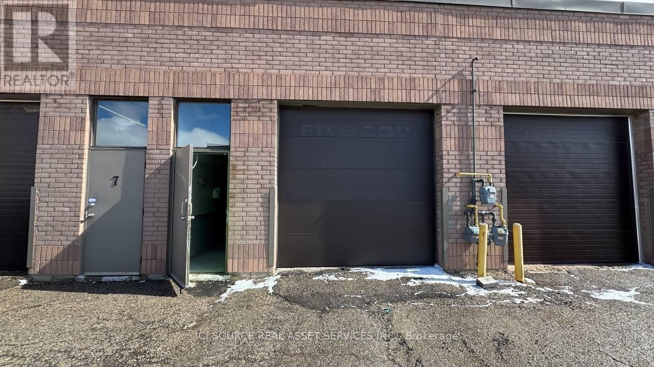 8 - 78 CENTENNIAL ROAD Image 7