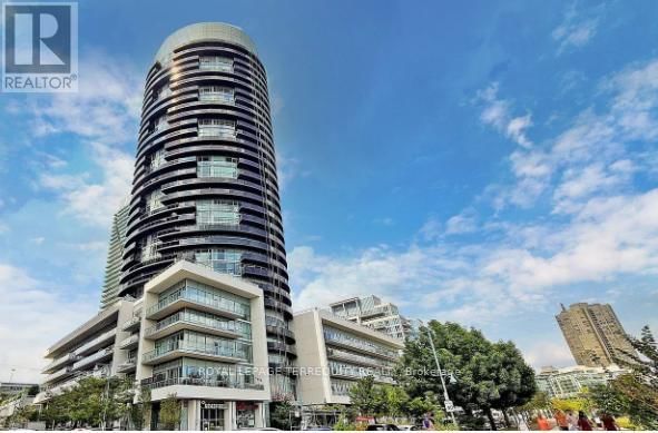 1607 - 80 MARINE PARADE DRIVE Image 1