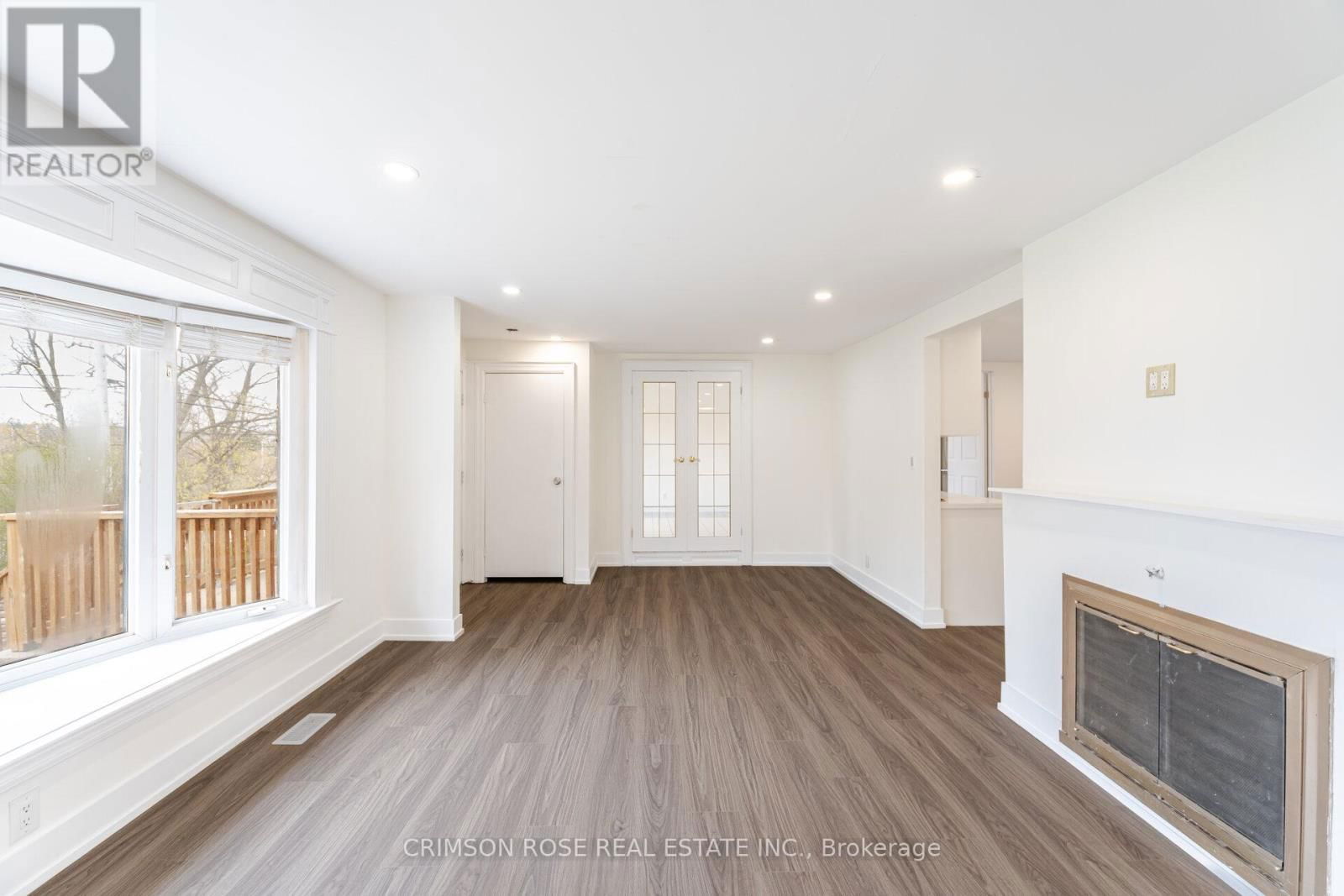 2561 MINDEMOYA ROAD Image 10
