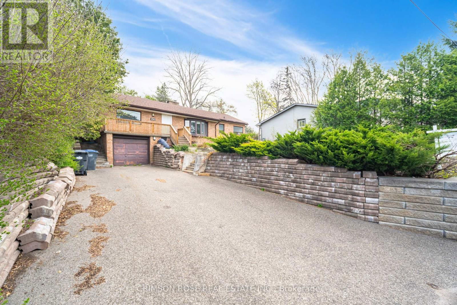 2561 MINDEMOYA ROAD Image 2