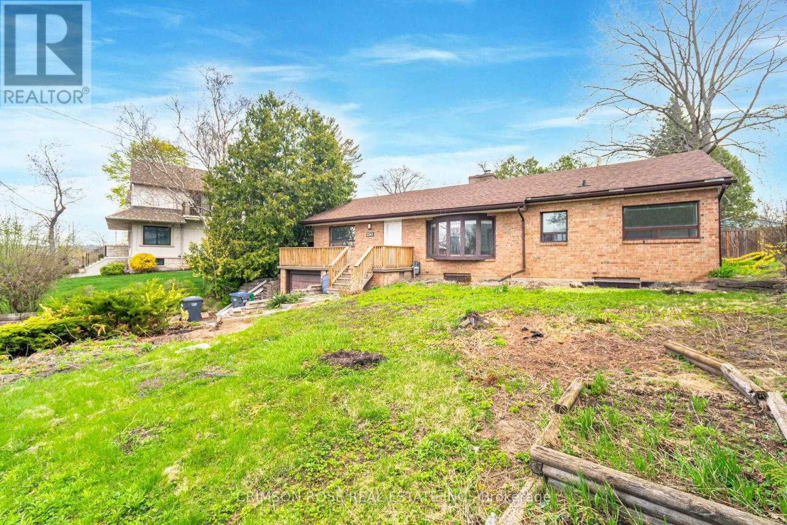 2561 MINDEMOYA ROAD Image 3