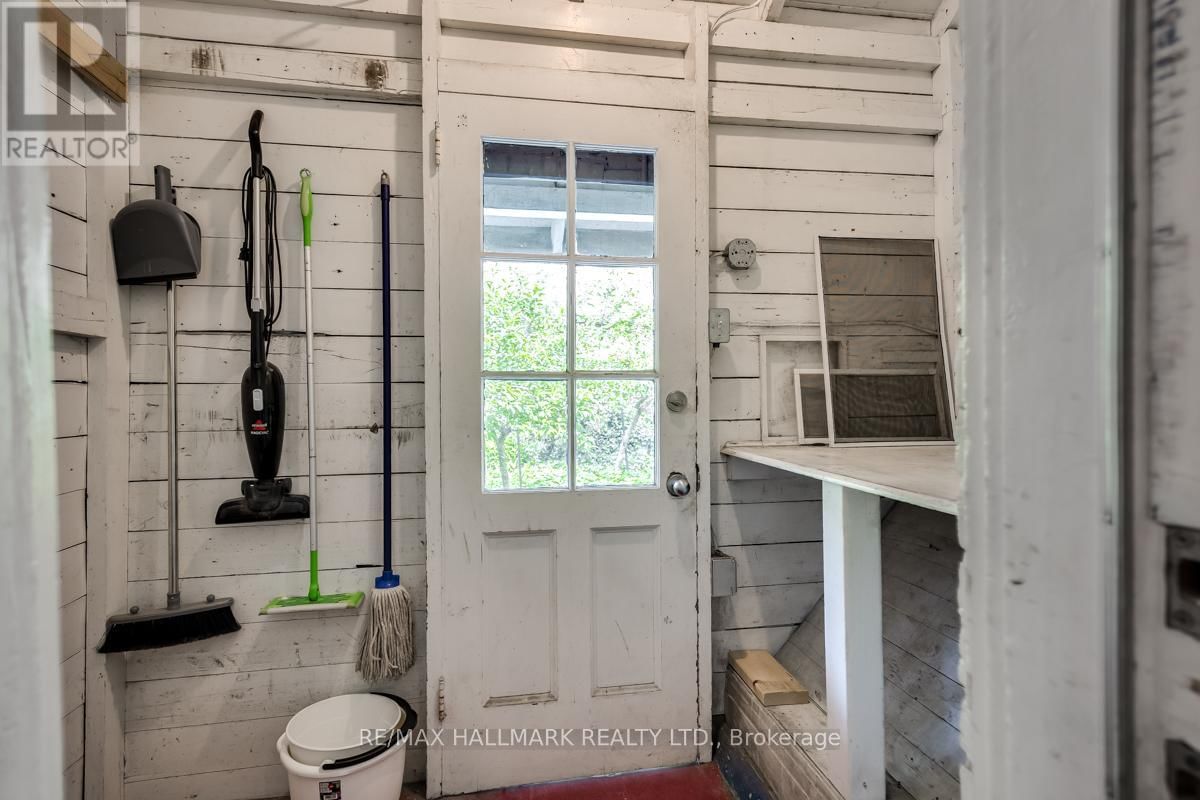 Main - 483 PARKSIDE DRIVE Image 17