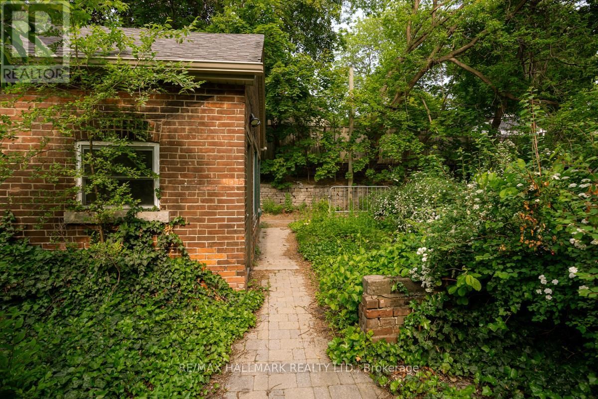 Main - 483 PARKSIDE DRIVE Image 20