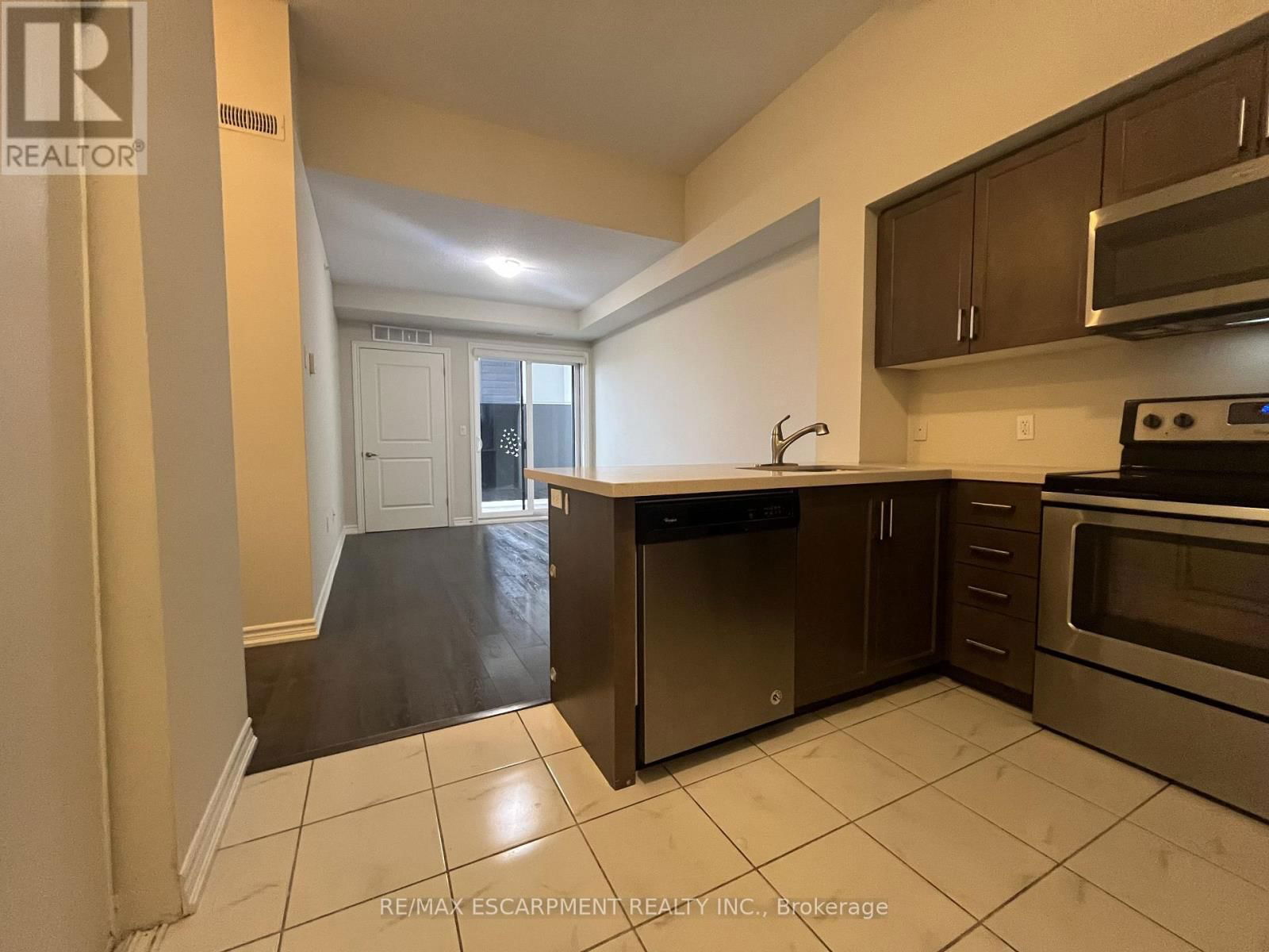 512 - 640 SAUVE STREET Image 3
