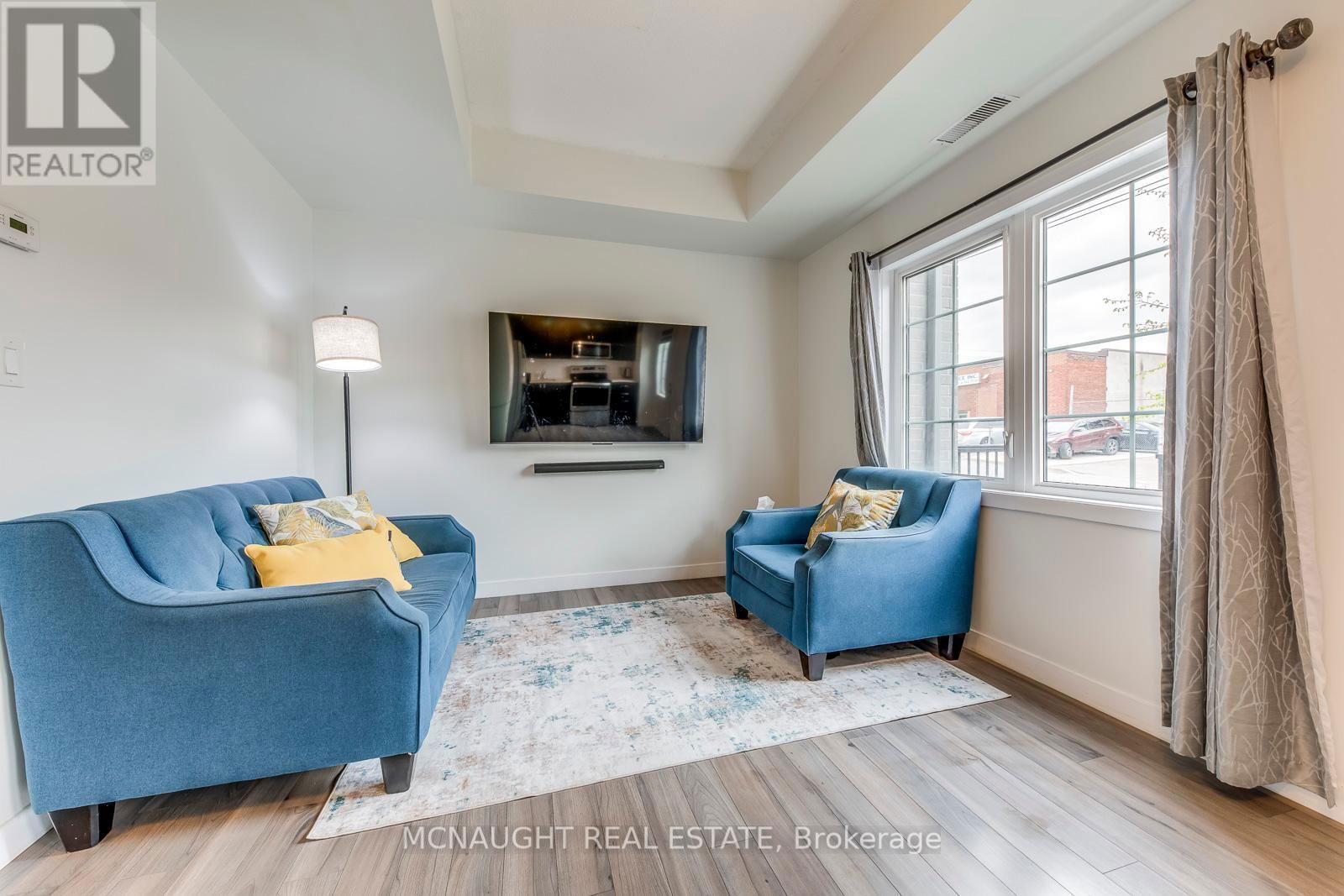 2 - 9 FORBES AVENUE Image 10