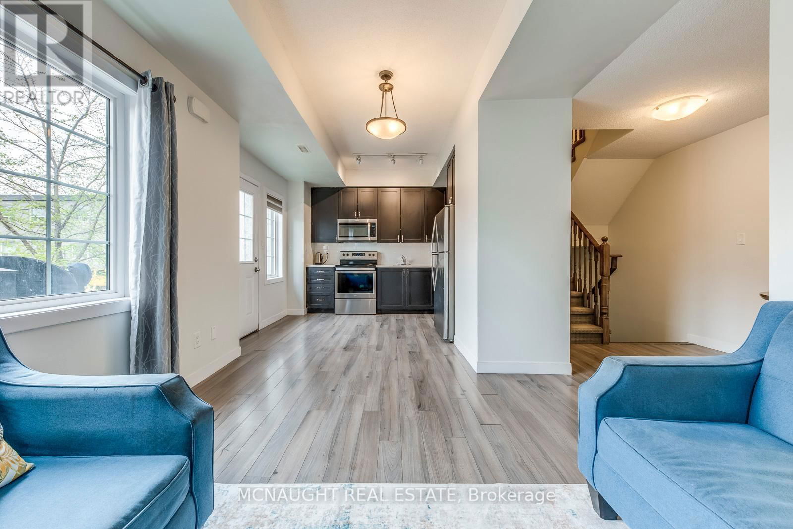 2 - 9 FORBES AVENUE Image 11