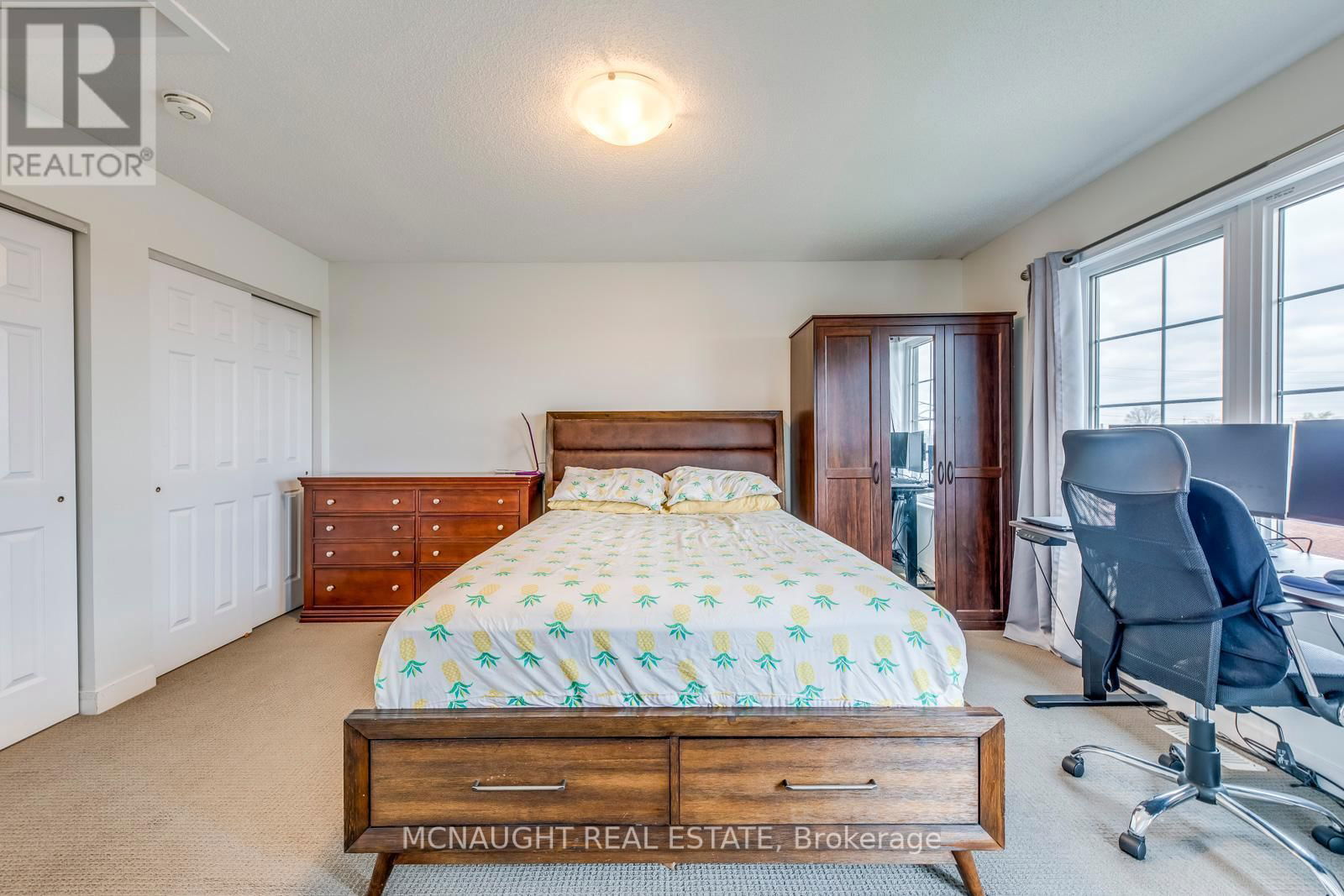 2 - 9 FORBES AVENUE Image 16