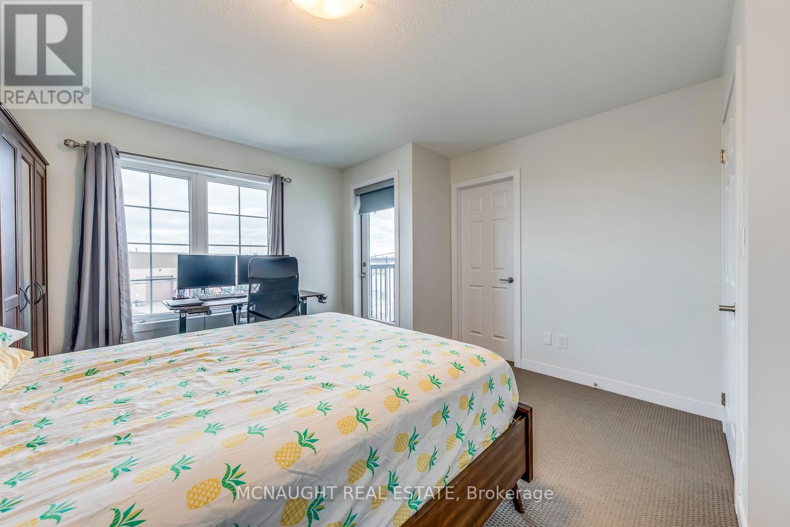 2 - 9 FORBES AVENUE Image 17