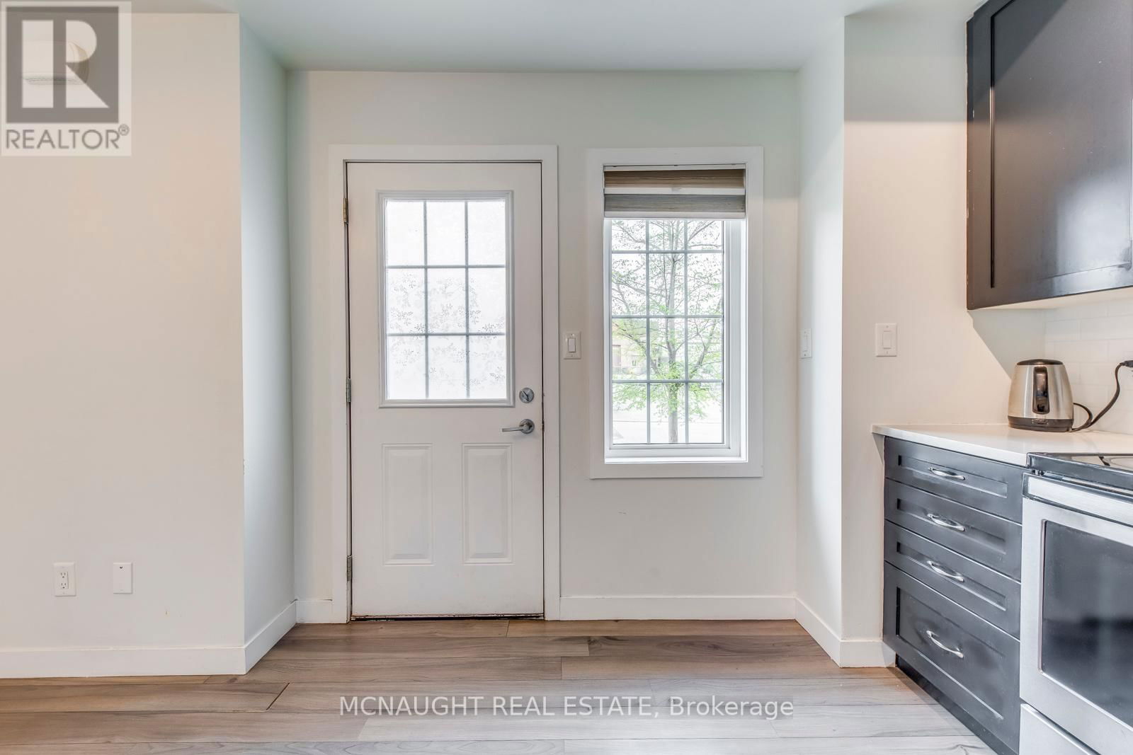 2 - 9 FORBES AVENUE Image 3