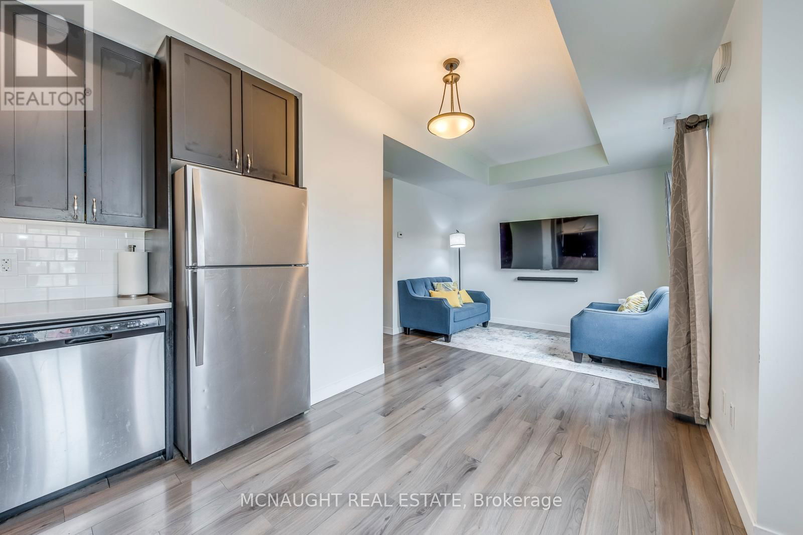 2 - 9 FORBES AVENUE Image 7