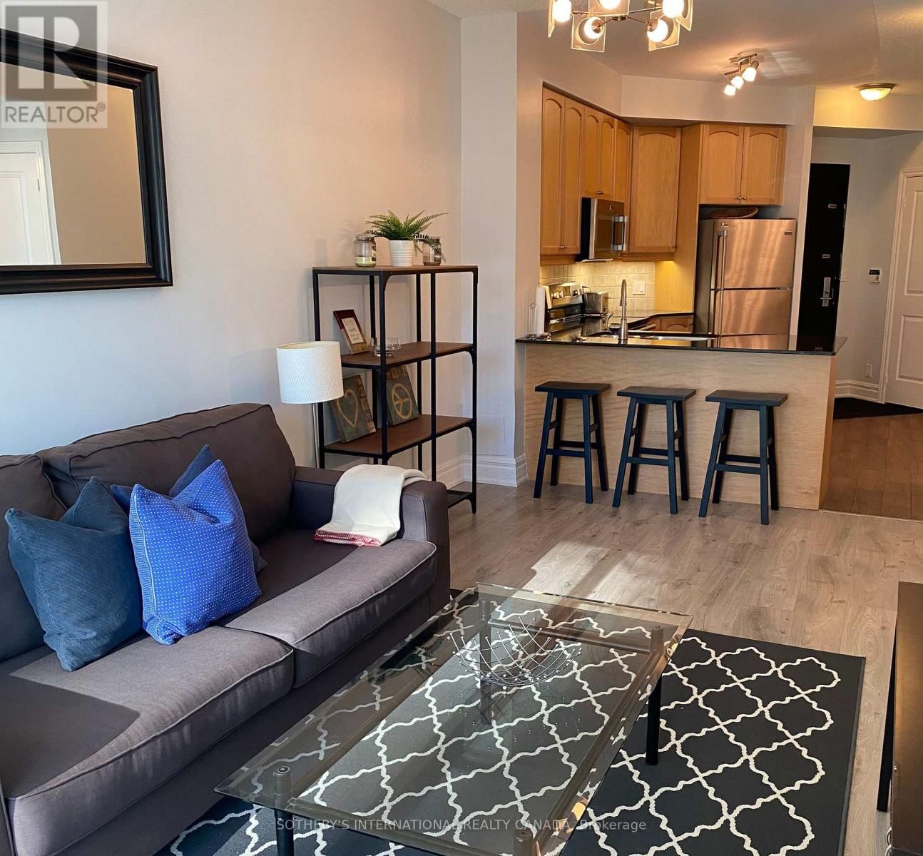 306 - 70 ABSOLUTE AVENUE Image 5