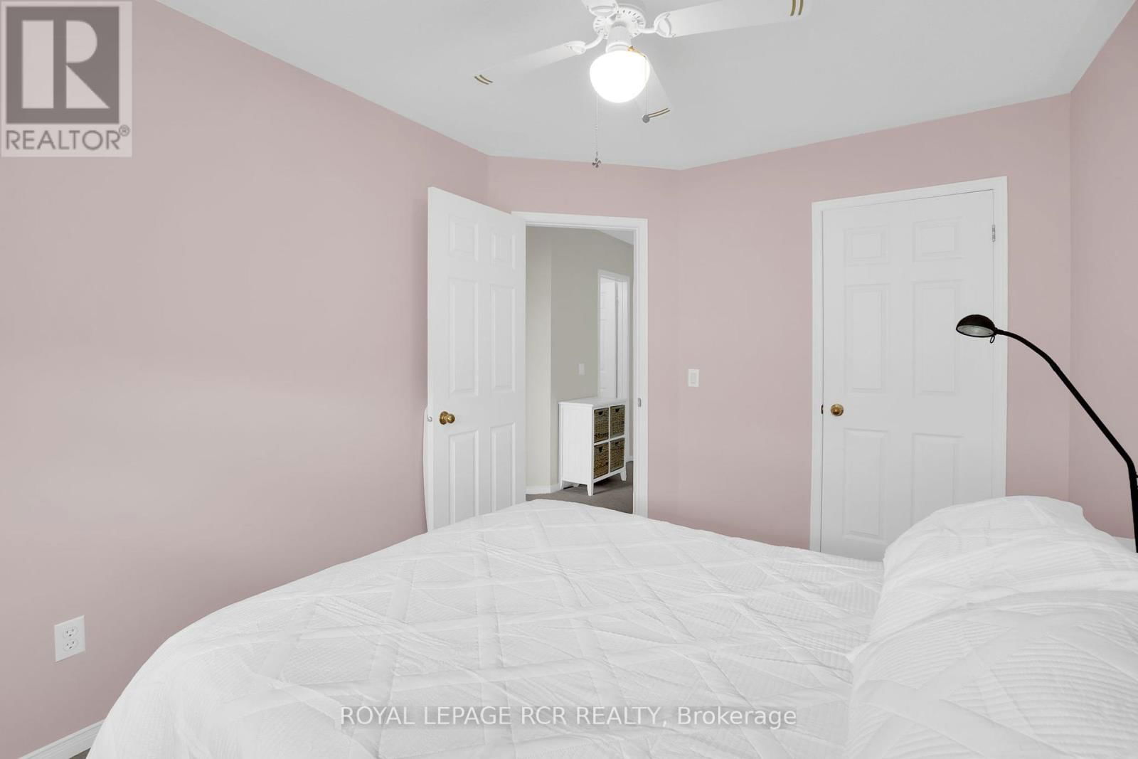 13 QUEENSLAND CRESCENT Image 17