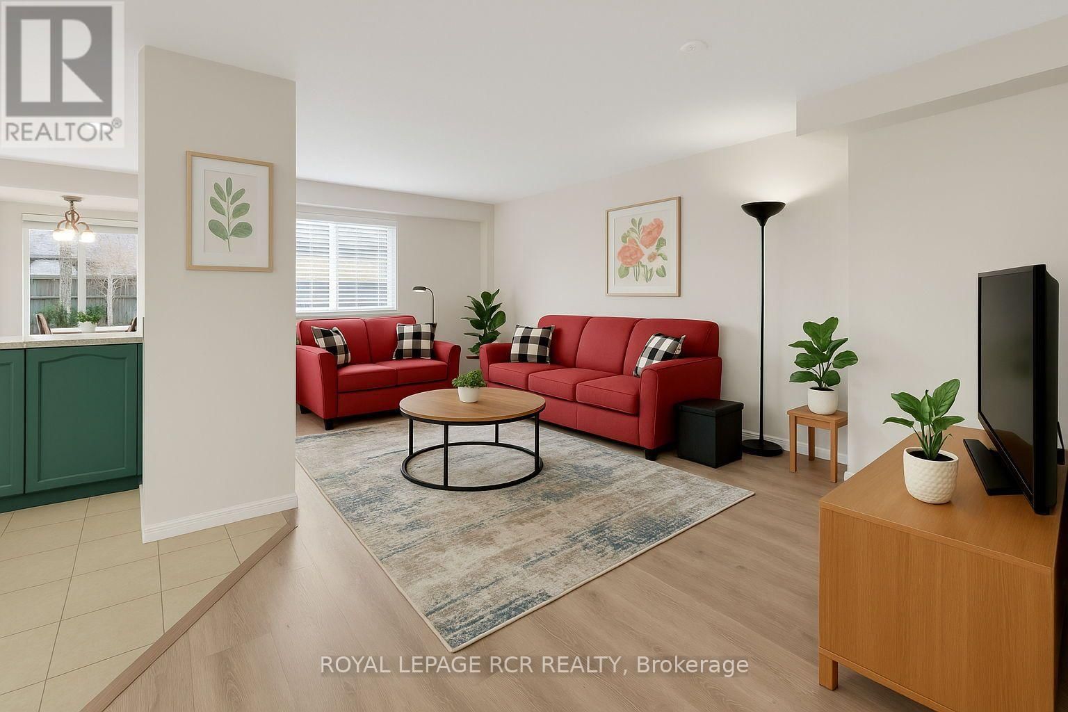 13 QUEENSLAND CRESCENT Image 4