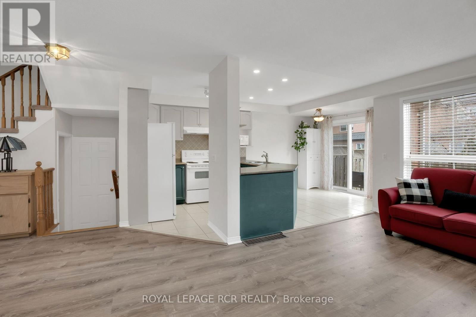 13 QUEENSLAND CRESCENT Image 7