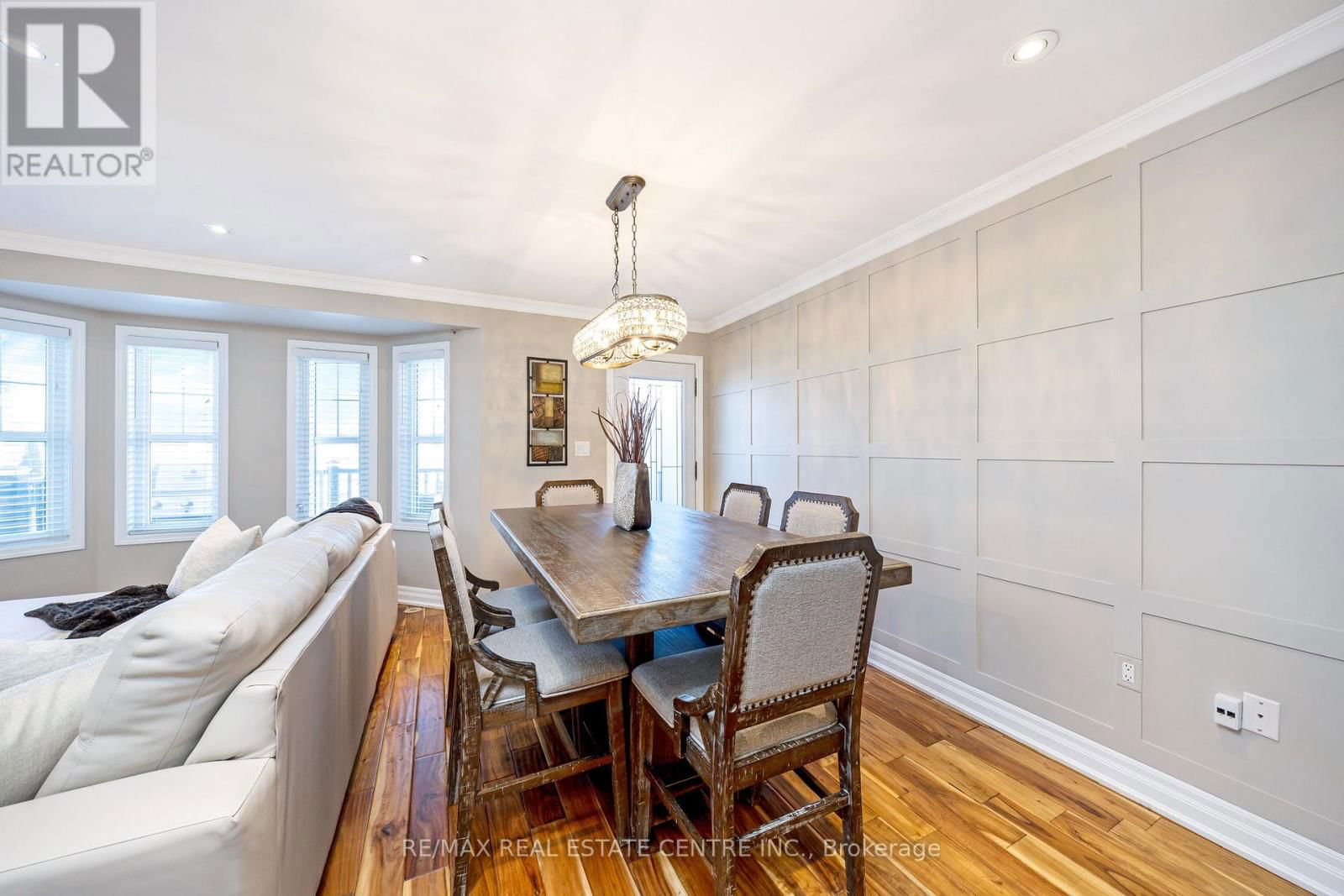 681 SPEYER CIRCLE Image 10