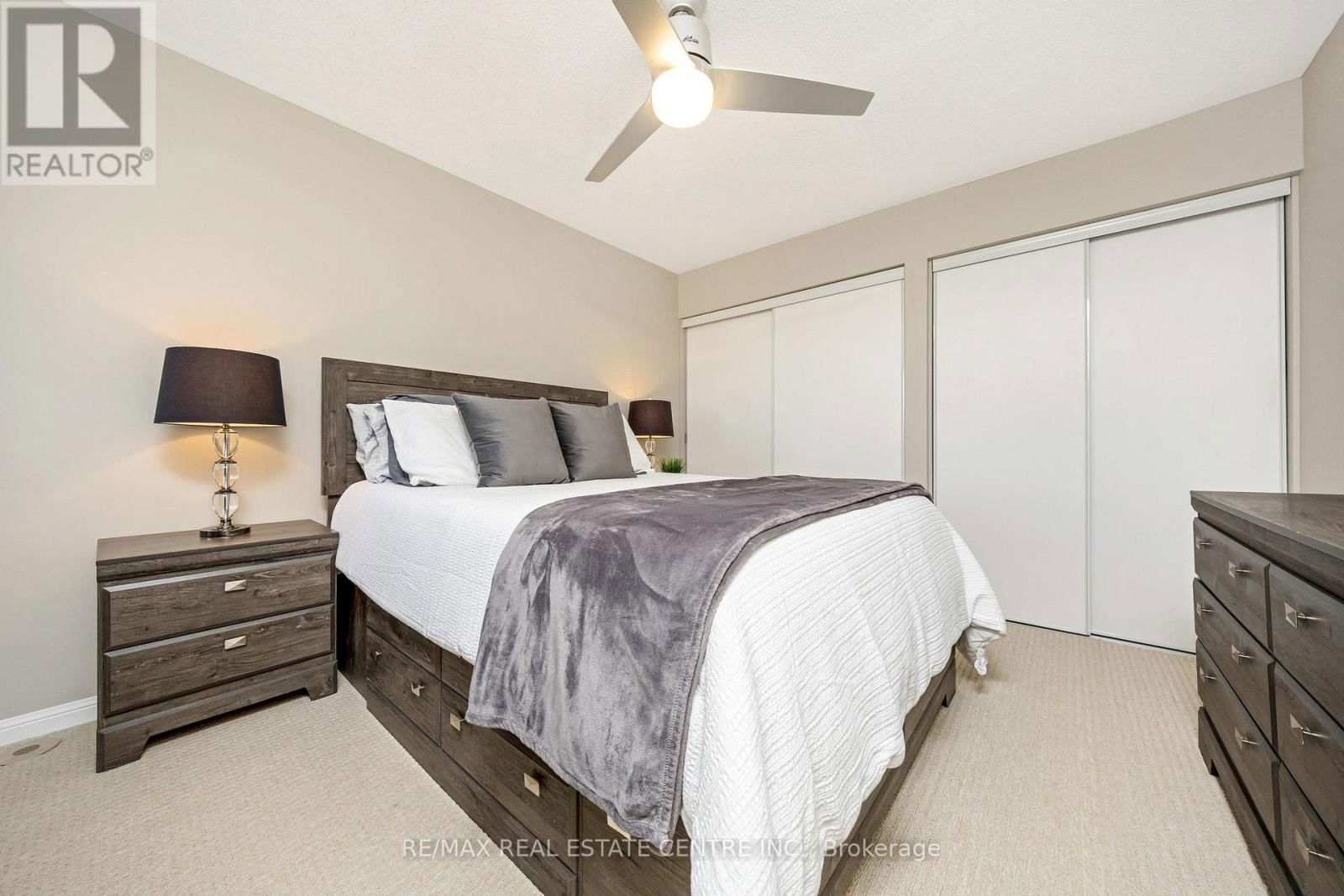 681 SPEYER CIRCLE Image 18