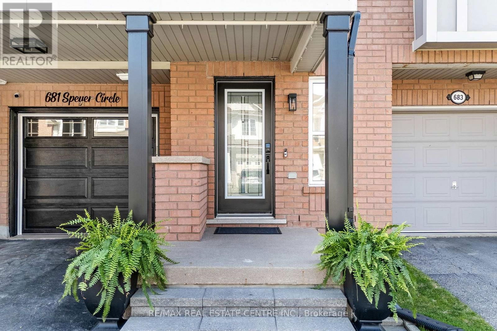 681 SPEYER CIRCLE Image 2