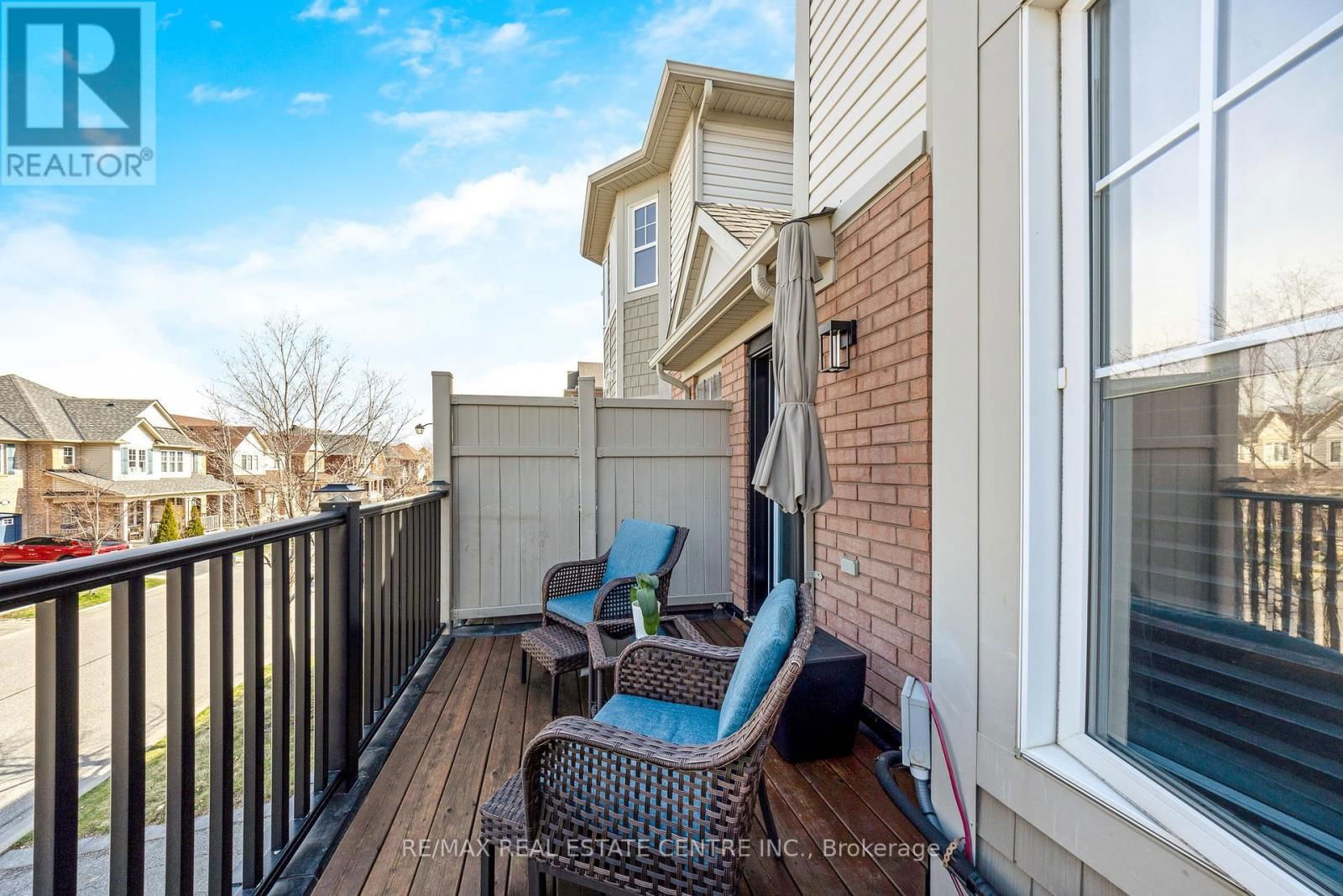 681 SPEYER CIRCLE Image 25