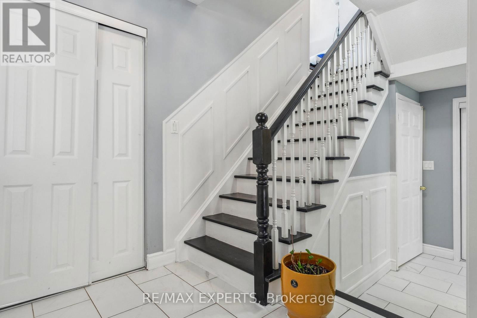 29 NARROW VALLEY CRESCENT Image 11