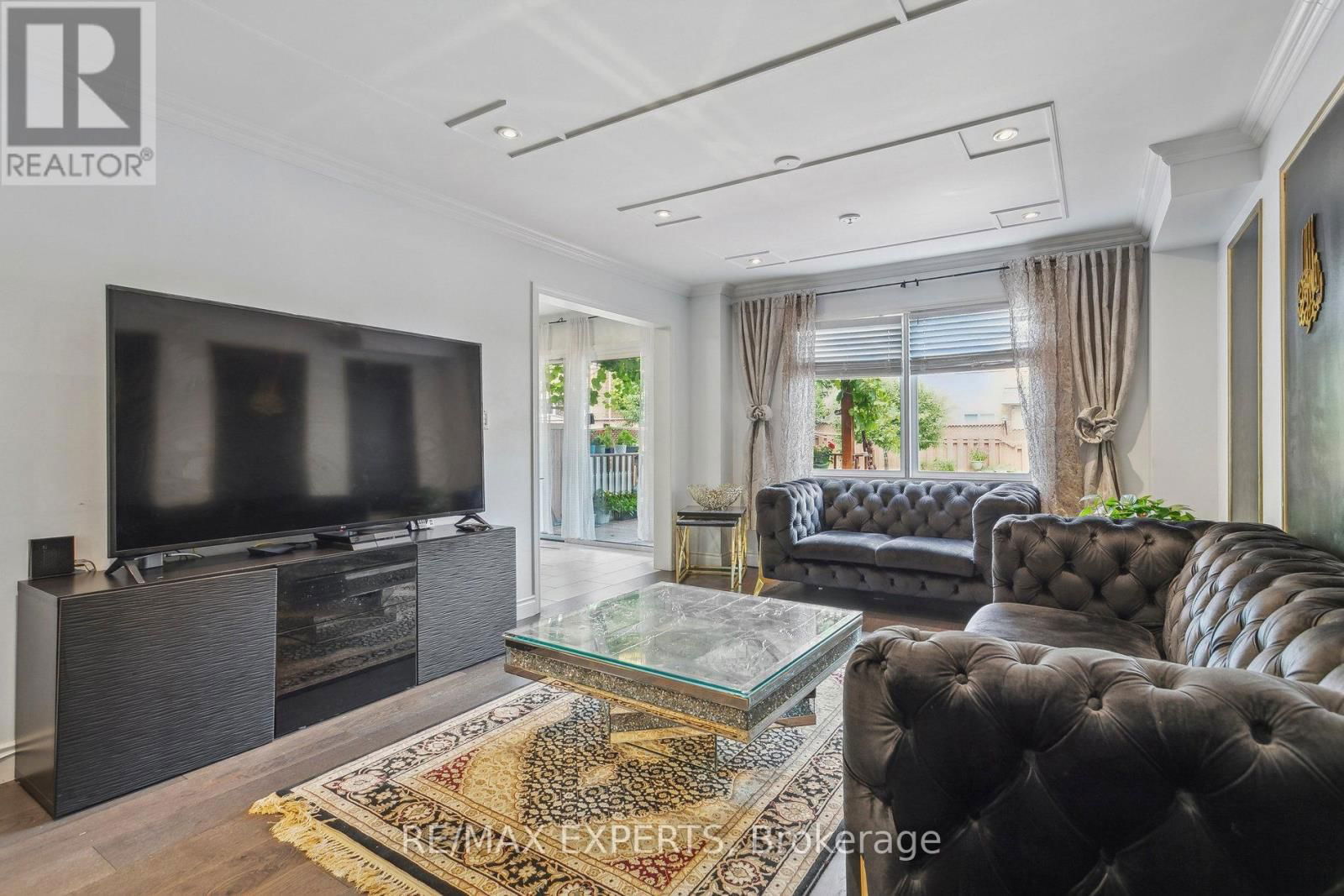 29 NARROW VALLEY CRESCENT Image 15