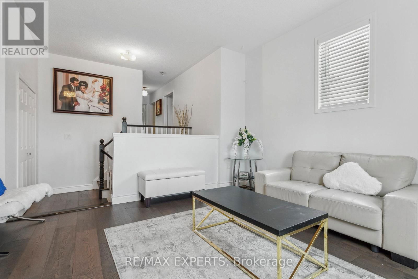 29 NARROW VALLEY CRESCENT Image 33