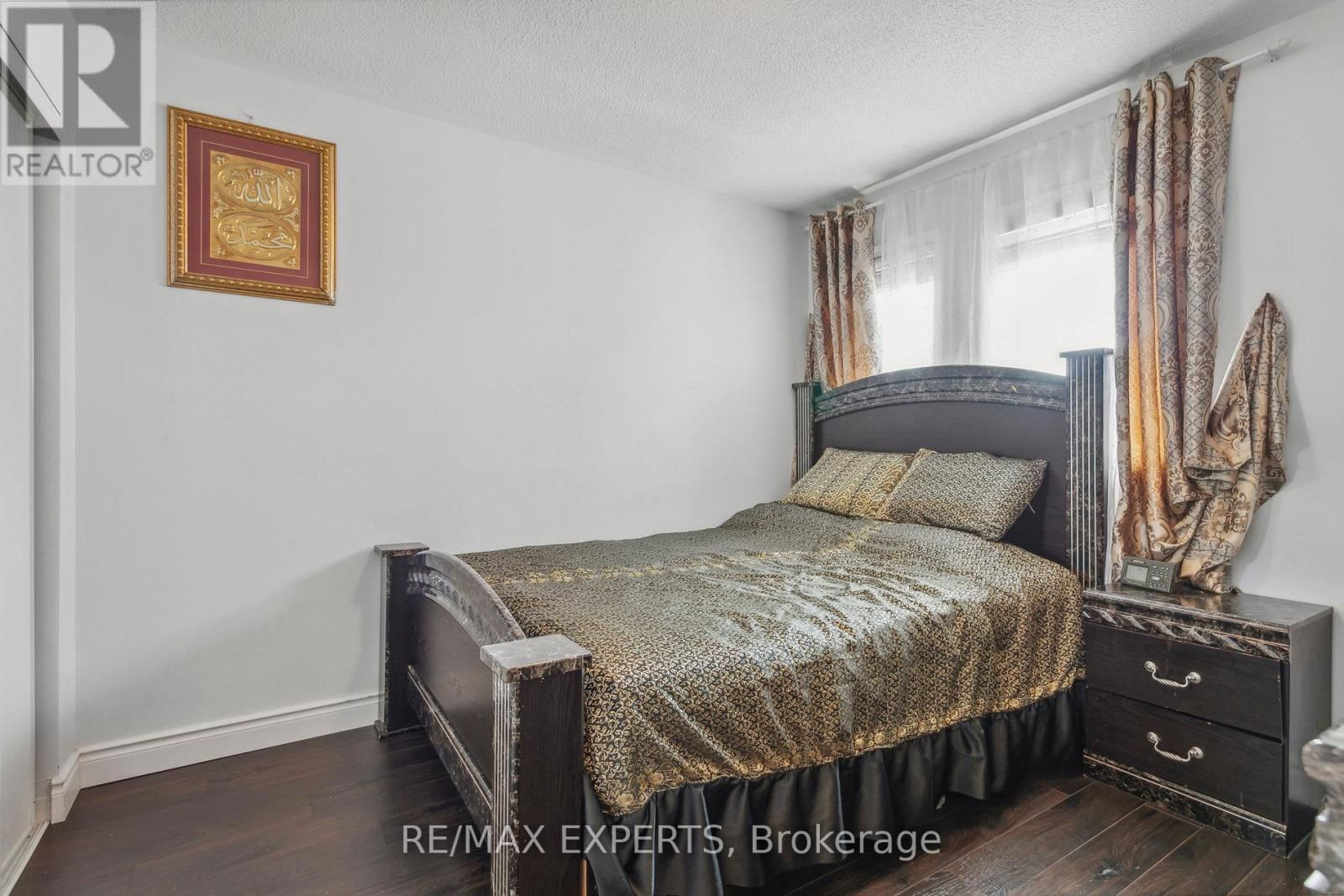 29 NARROW VALLEY CRESCENT Image 34