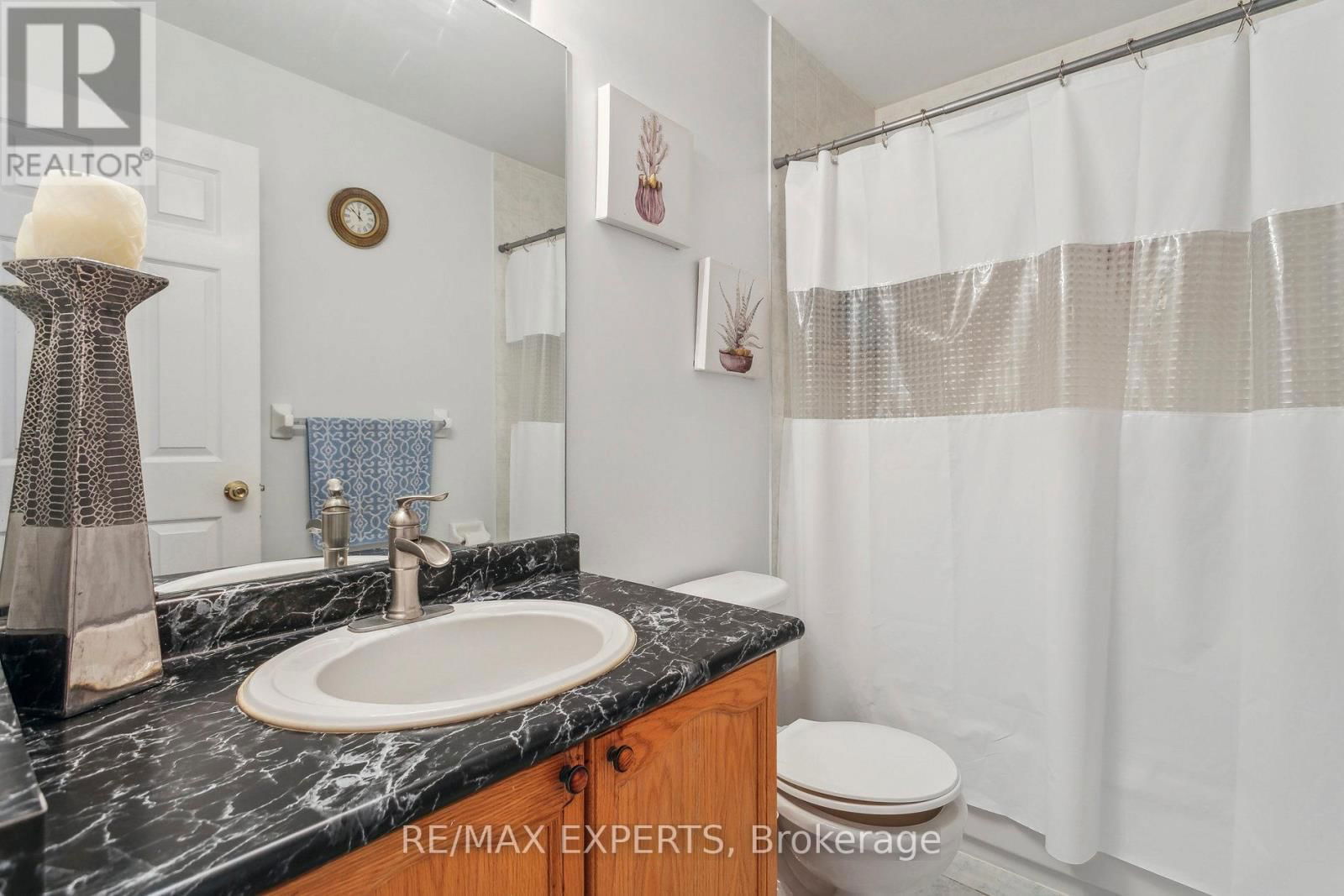 29 NARROW VALLEY CRESCENT Image 39