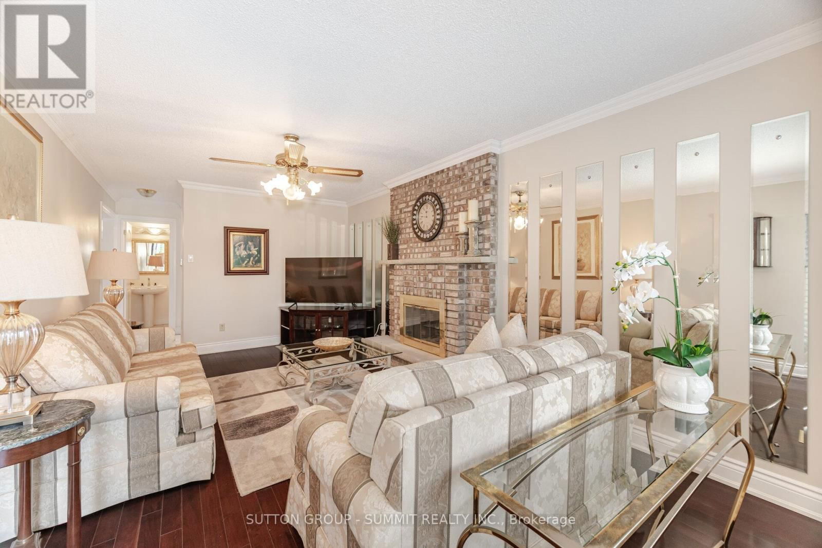 1245 SAGINAW CRESCENT Image 21